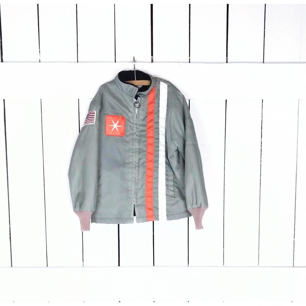 Kids grey striped nylon USA flag patch fur lined windbreaker jacket